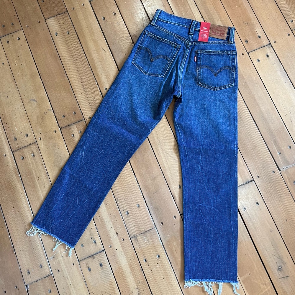 NWT Levi’s Wedgie Straight jeans- 24 - Picture 7 of 14